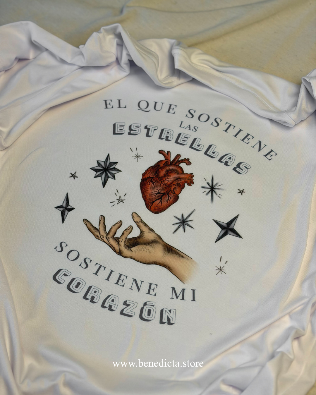 Playera Mi Corazón Sostenido