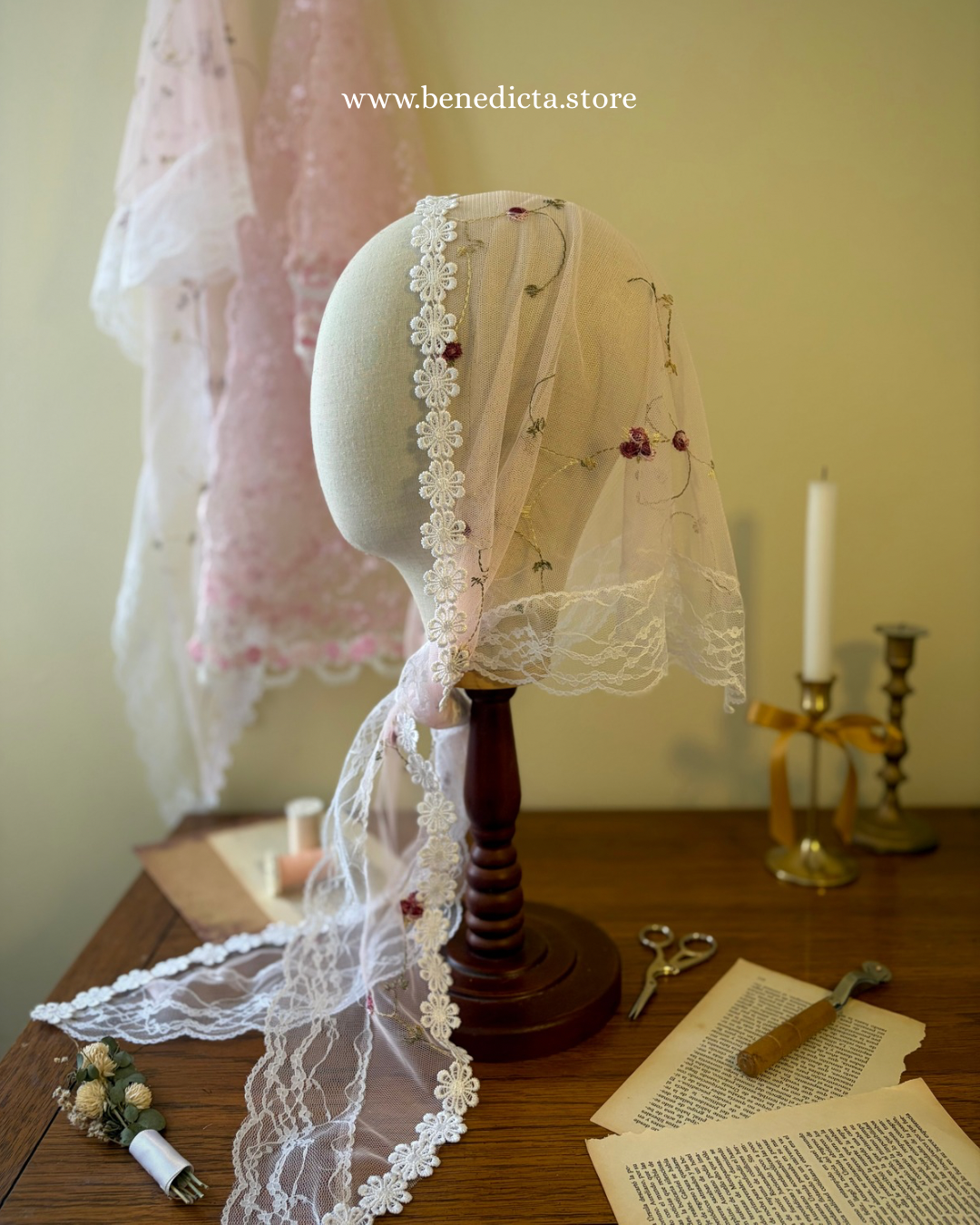 Velo Manto de Consuelo