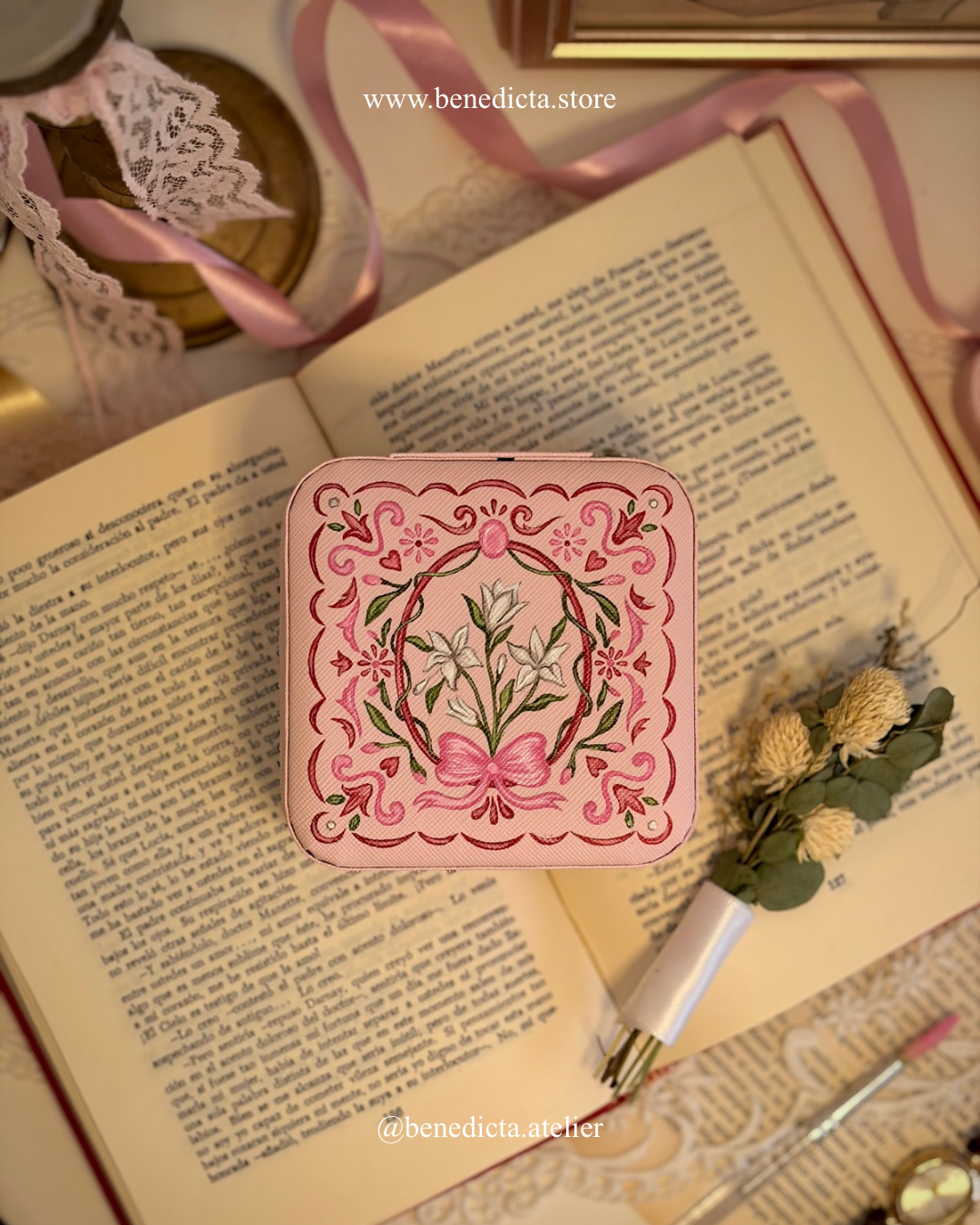 Joyero Lirios de Pureza