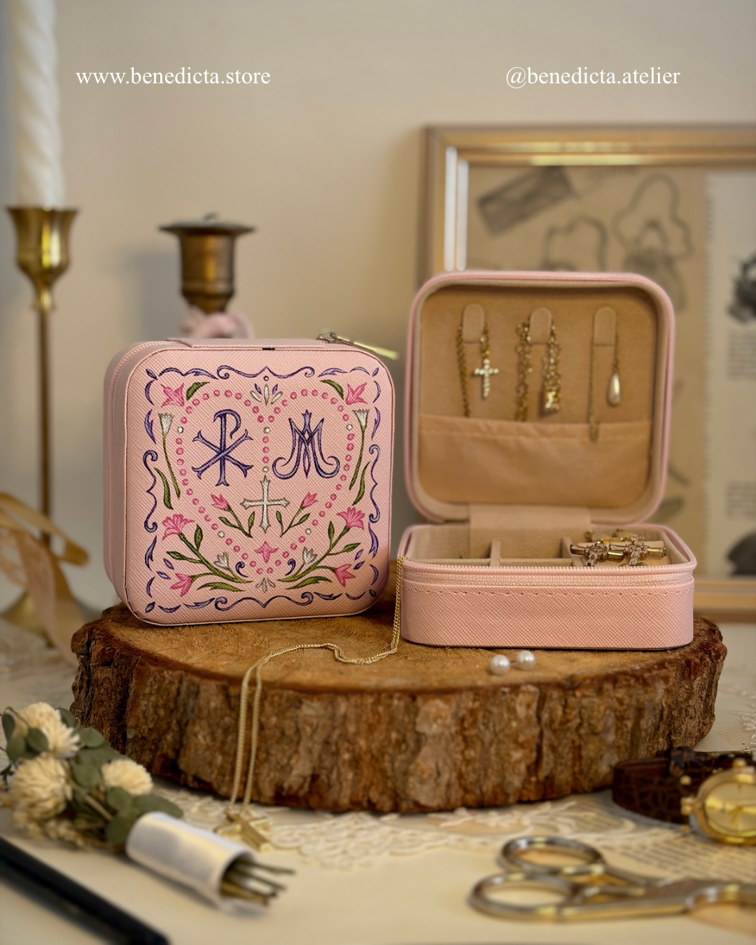 Joyero a Jesús por María