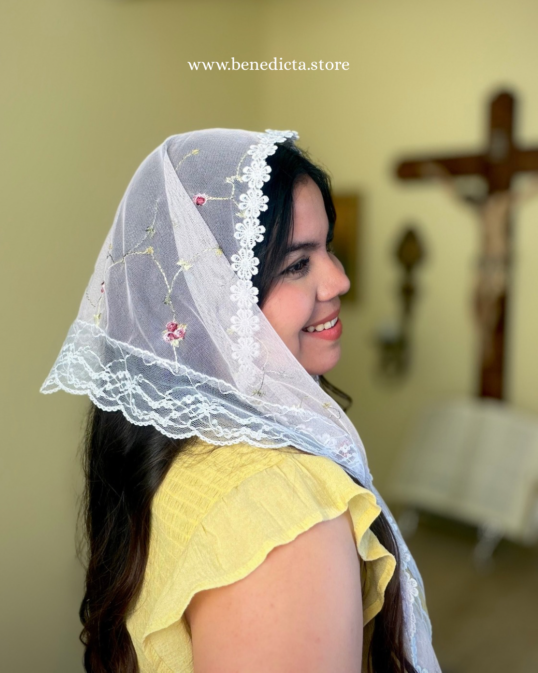 Velo Manto de Consuelo