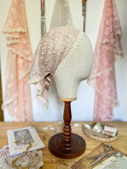 Pañoleta Cinis et Lux